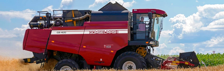 ЗЕРНОУБОРОЧНЫЙ КОМБАЙН GS400